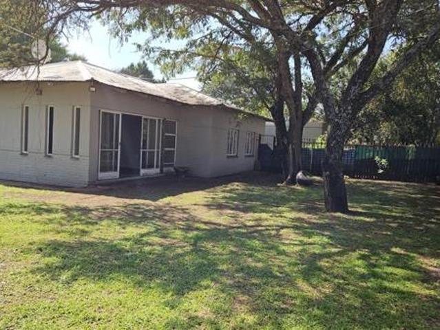 House for rent in Waterkloof, Gauteng