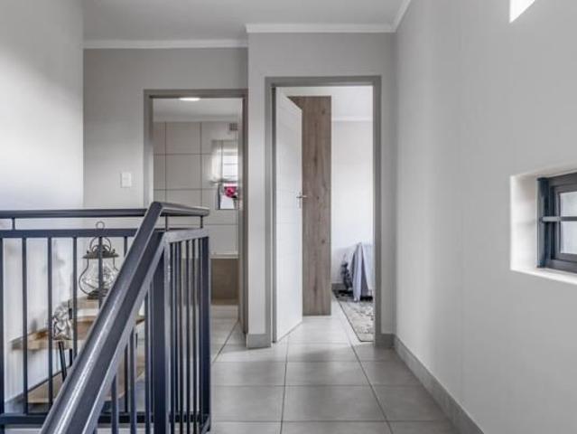 House for rent in Waterkloof, Gauteng