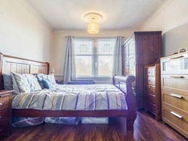 House for rent in Orchard Park, Giffnock
