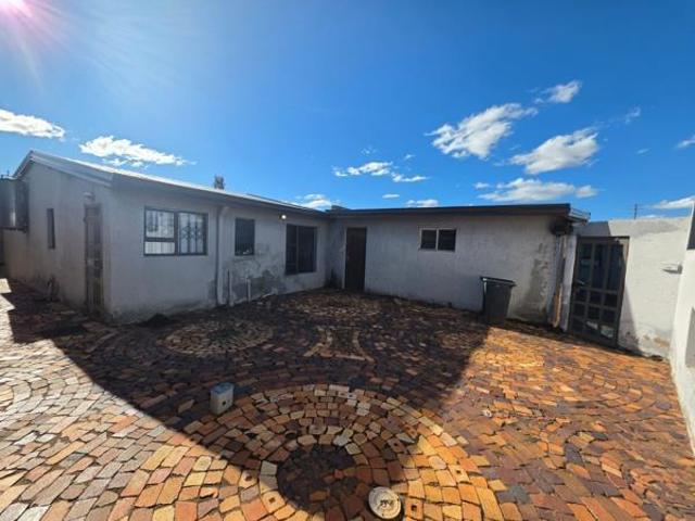 House for rent in Senaoane, Soweto