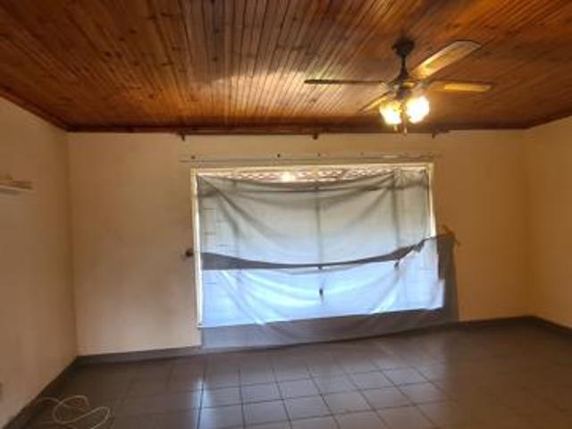 House for sale in Glencoe, Kwazulu-natal