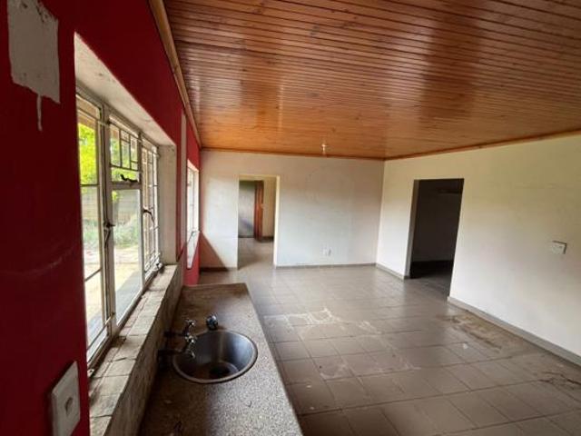 House for sale in Glencoe, Kwazulu-natal