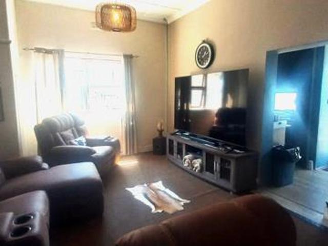 House for sale in Cape Town, Western Cape