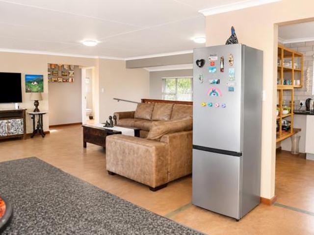House for sale in Ugu District Municipality, Kwazulu-natal