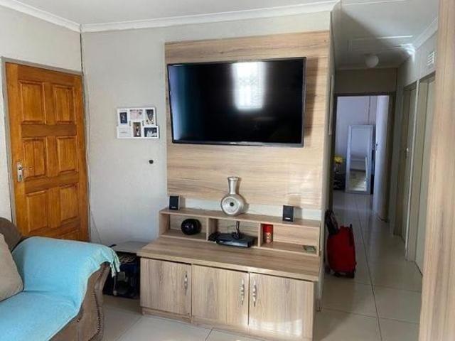House for rent in Waterkloof, Gauteng