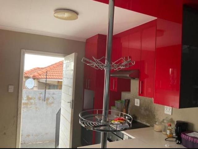 House for rent in Waterkloof, Gauteng
