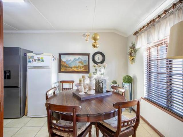 House for sale in Cape Town, Western Cape