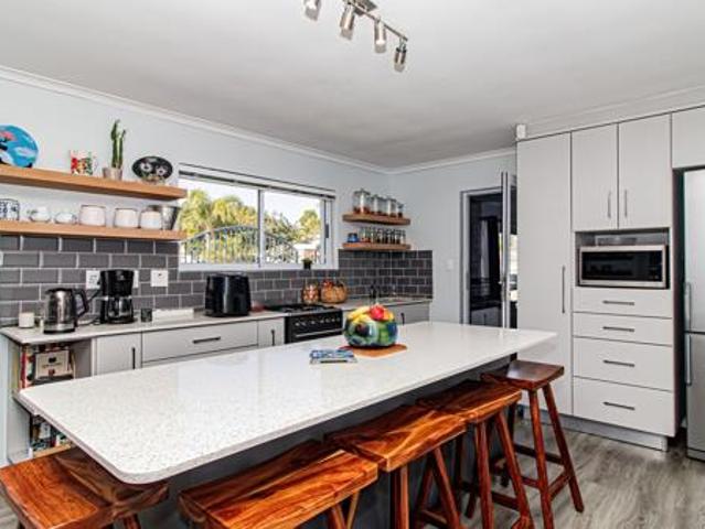 House for sale in Cape Town, Western Cape