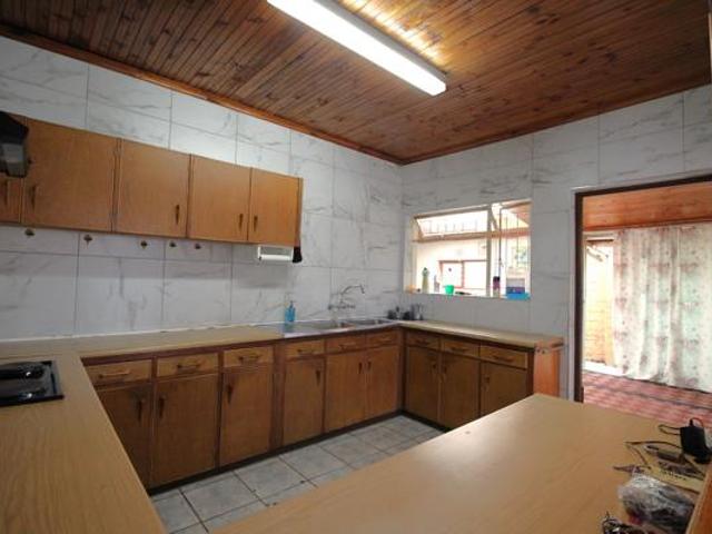 House for sale in Cape Town, Western Cape