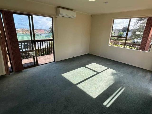 House for rent in Manurewa, Oroua County
