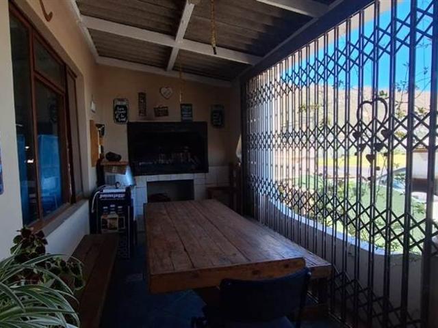 House for sale in Cape Town, Western Cape