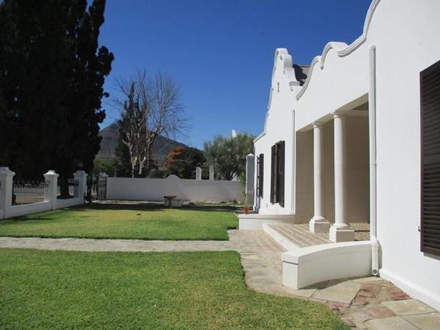 House for sale in Graaff Reinet, Eastern Cape