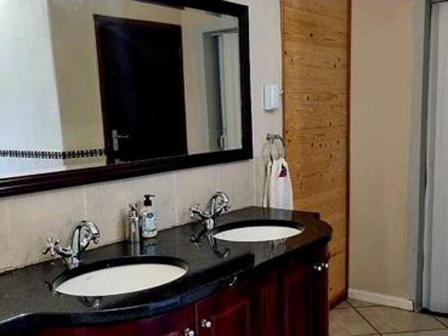 House for sale in Graaff Reinet, Eastern Cape