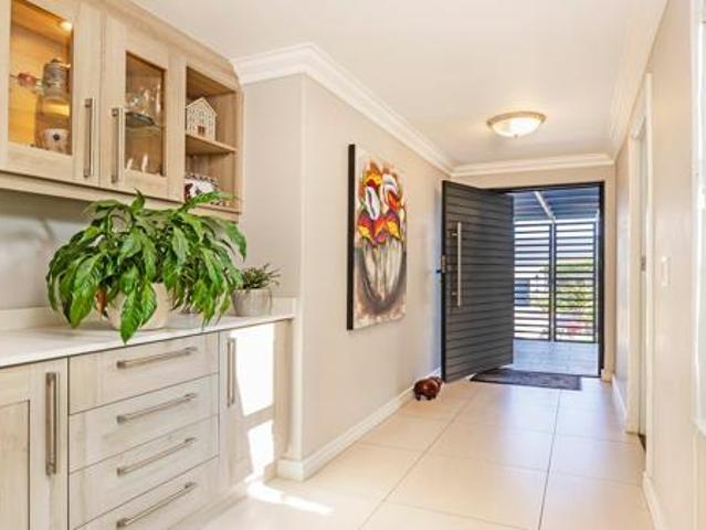 House for sale in Cape Town, Western Cape