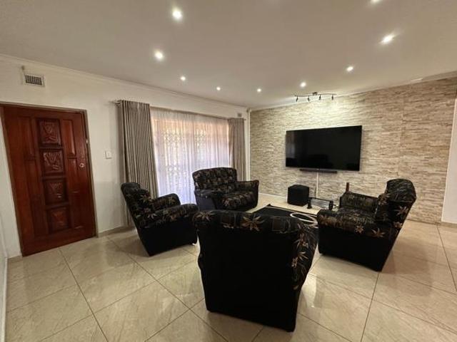 House for sale in Mount Moreland, Kwazulu-natal