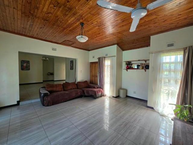 House for sale in Empangeni, uMhlathuze Local Municipality