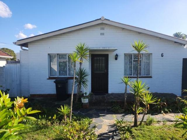 House for sale in Cape Town, Western Cape