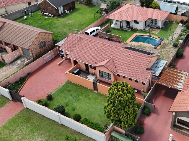 House for sale in Nooitgedacht, Gauteng