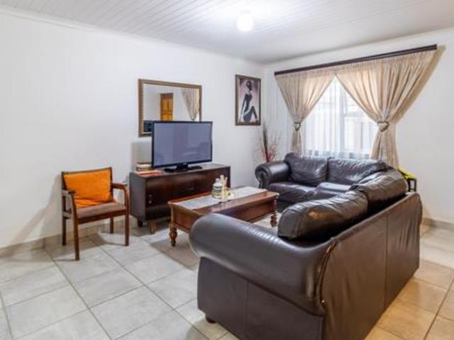 House for sale in Bergsig, Durbanville