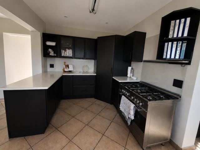 House for rent in Waterkloof, Gauteng