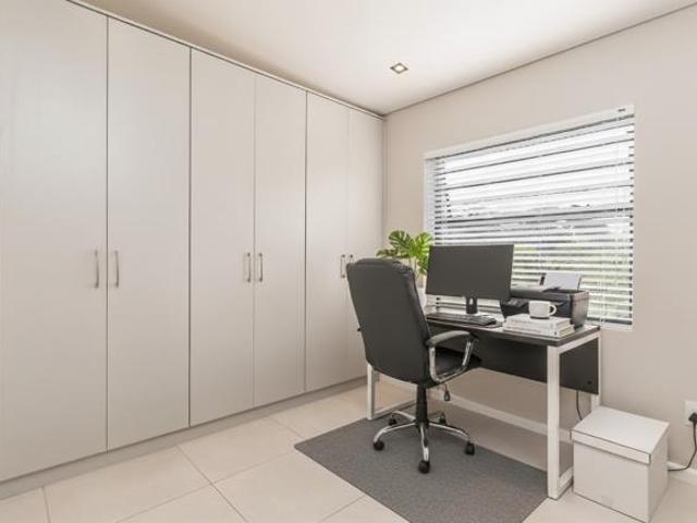 House for sale in Cape Town, Western Cape