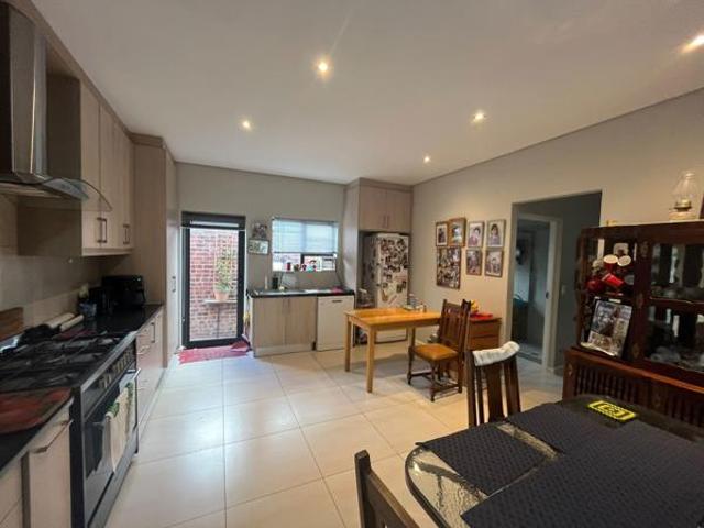 House for sale in Cape Town, Western Cape