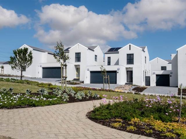 House for sale in Cape Town, Western Cape
