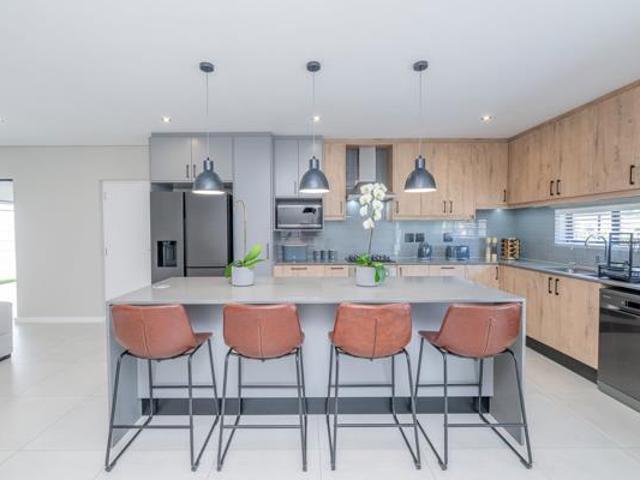 House for sale in Cape Town, Western Cape