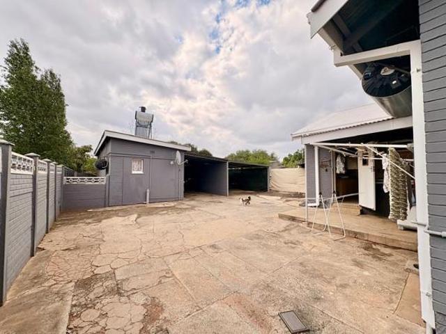 House for sale in Frances Baard, Northern Cape