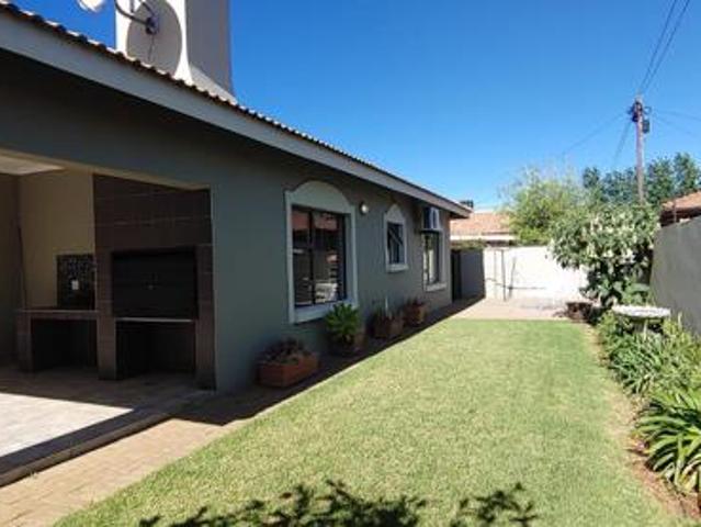 House for sale in Frances Baard, Northern Cape