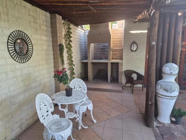 House for sale in Frances Baard, Northern Cape