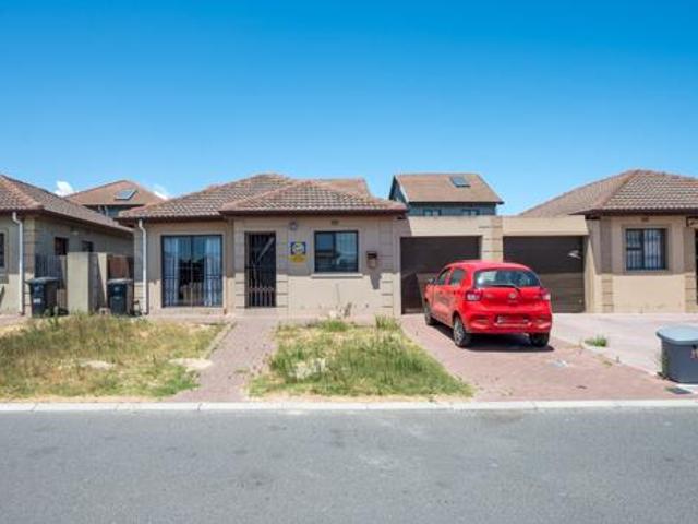 House for sale in Cape Town, Western Cape