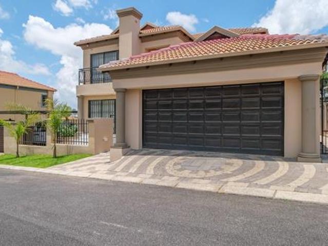 House for rent in Vosloorus, Gauteng