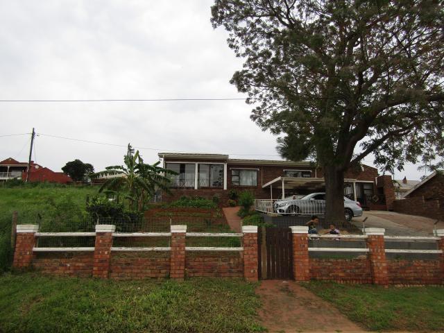 House for sale in Hankey, Kouga Local Municipality