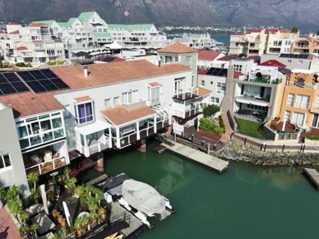 House for sale in Cape Town, Western Cape