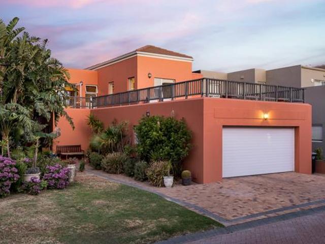 House for sale in Cape Town, Western Cape