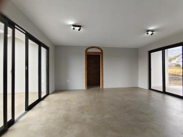 House for rent in North West