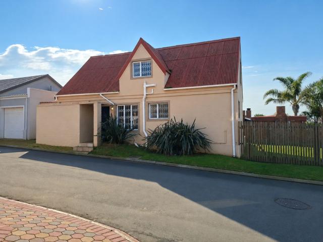 House for sale in Groot Brak Rivier, Western Cape