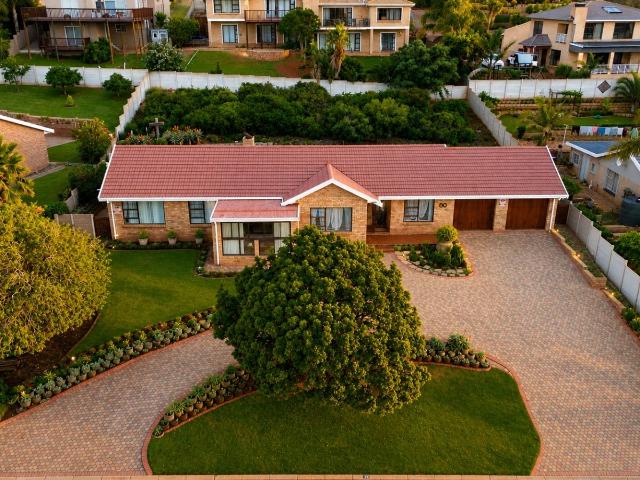 House for sale in Groot Brak Rivier, Western Cape