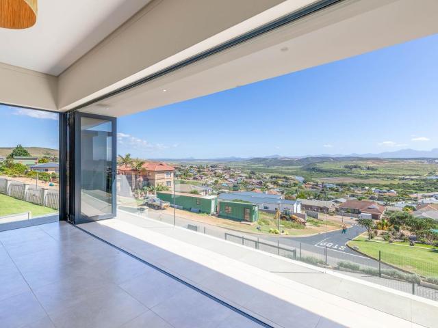 House for sale in Mossel Bay, Garden Route District Municipality