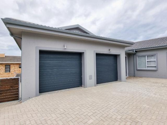 House for sale in Groot Brak Rivier, Western Cape