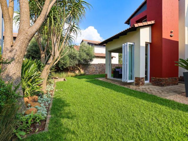 House for rent in Waterkloof, Gauteng