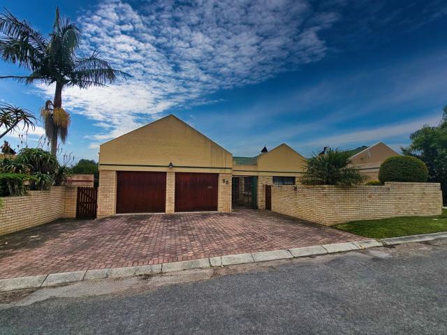 House for sale in Groot Brak Rivier, Western Cape