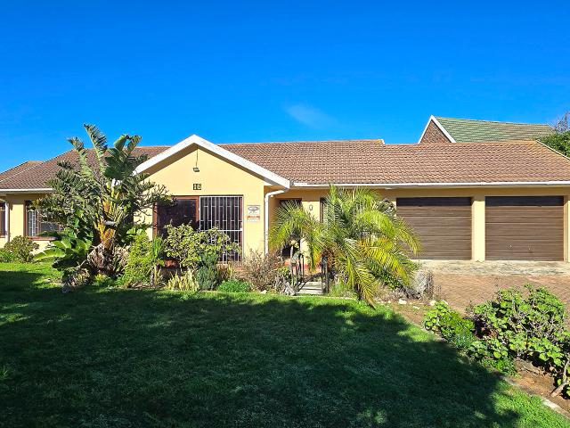 House for sale in Groot Brak Rivier, Western Cape