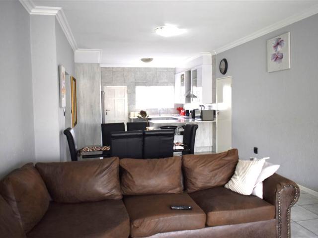 Townhouse for sale in Ekurhuleni, Gauteng