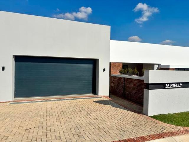 House for sale in Potchefstroom, Tlokwe Local Municipality