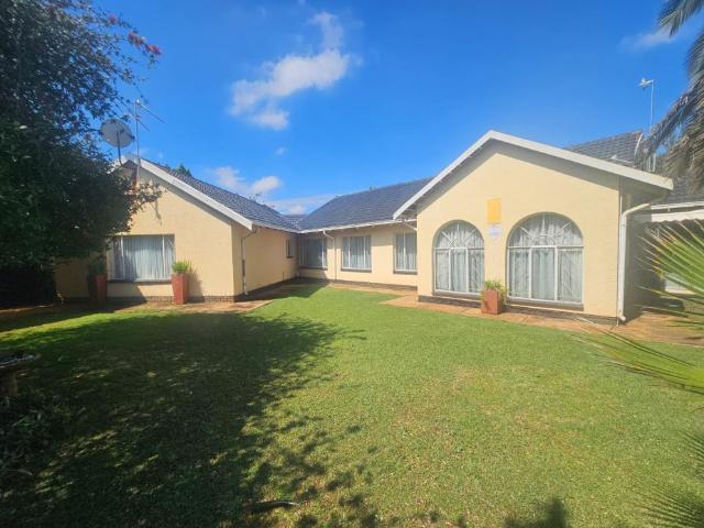 House for sale in Mohlakeng, Gauteng