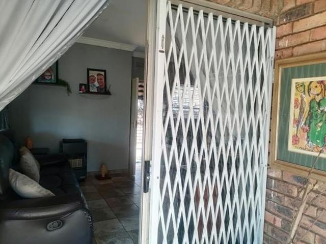 House for sale in Meyerton, Midvaal Local Municipality