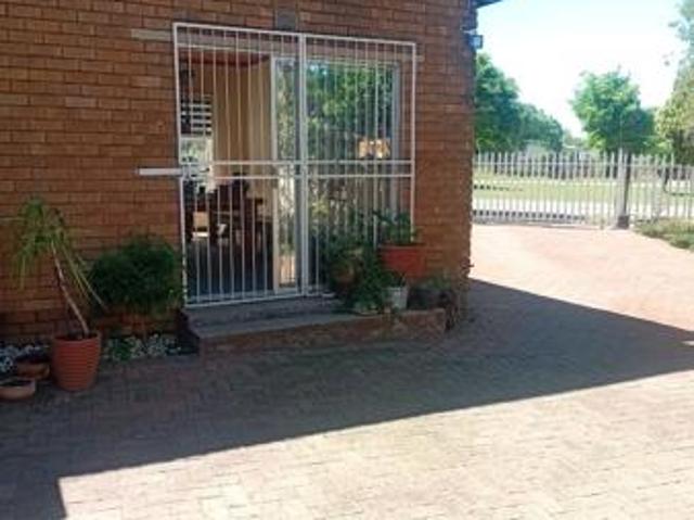 House for sale in Hennenman, Matjhabeng Local Municipality