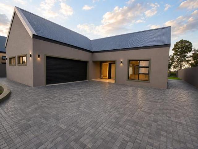 House for sale in Oranjeville, Free State
